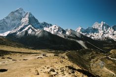 F1-025 Blick Richtung Periche Ama D.jpg